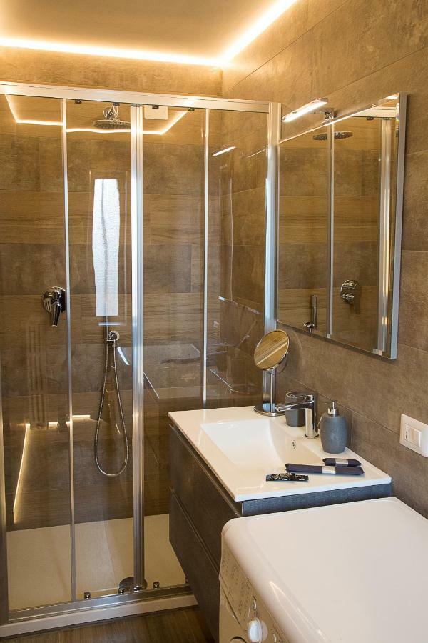 Industrial Apartment Near Duomo ميلان المظهر الخارجي الصورة